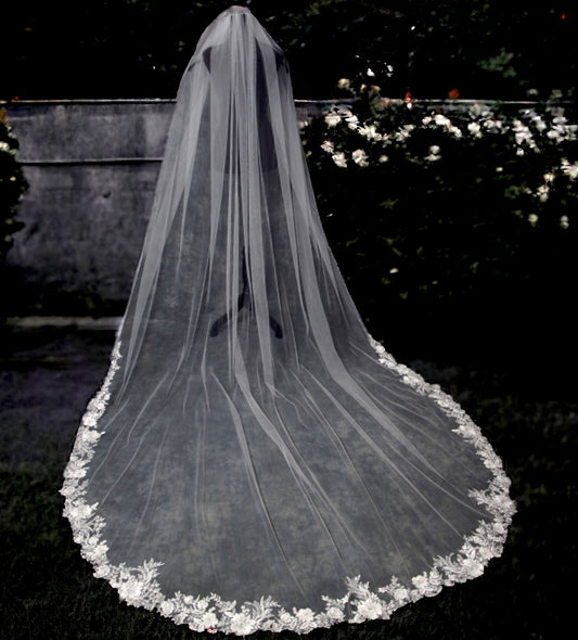 Fiorbello, Italian Floral lace cathedral veil with Free blusher