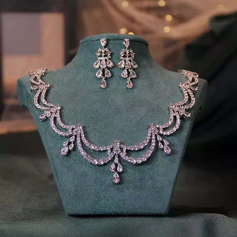 Eloise - Stunning scalloped romantic cz bridal necklace set