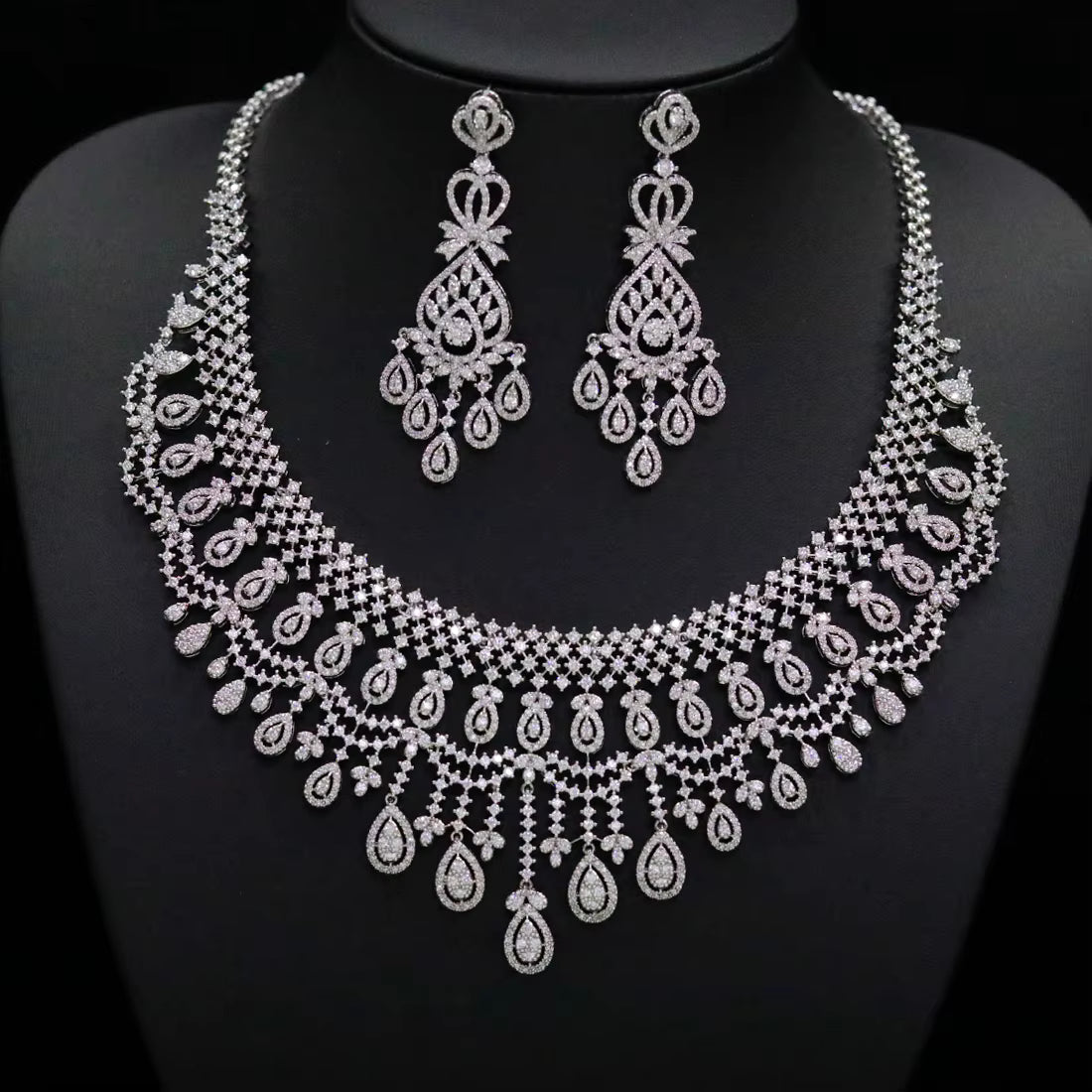 Constantina - Statement royal crystal bridal necklace set