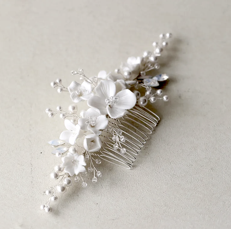 Cindy  - Romantic porcelain flower wedding comb