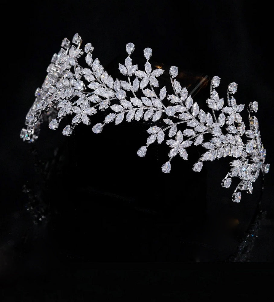 Laurette Exquisite Swarovski crystal wedding headband