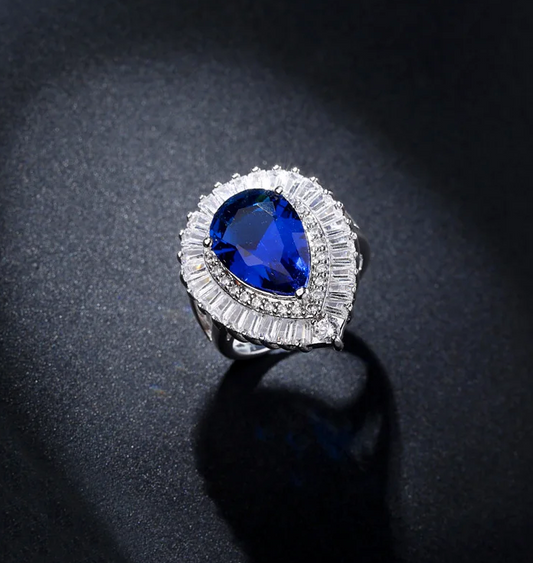Luxurious Blue Sapphire cocktail ring