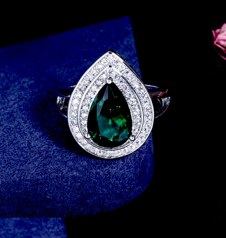 Luxurious CZ and Emerald Green cocktail ring