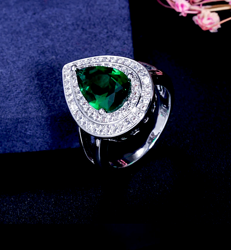 Luxurious CZ and Emerald Green cocktail ring