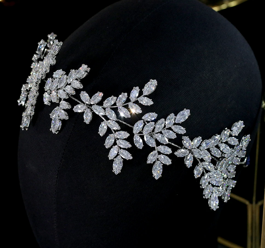 Georgia - Dazzling crystal vine wedding headpiece