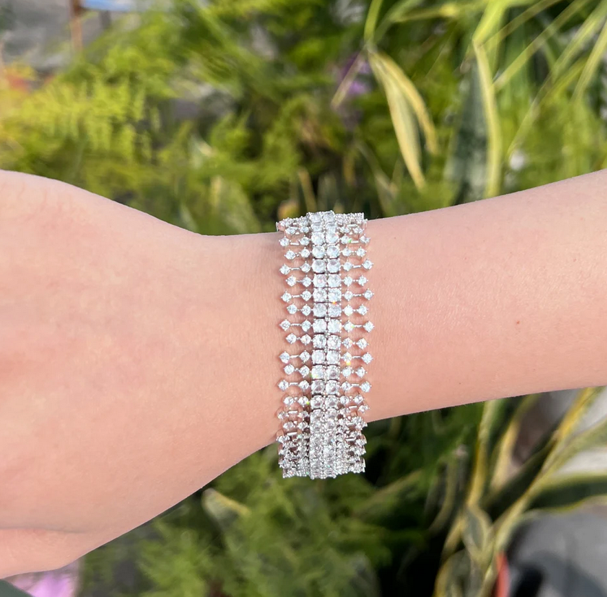 Maddy - Elegant cz crystal bracelet