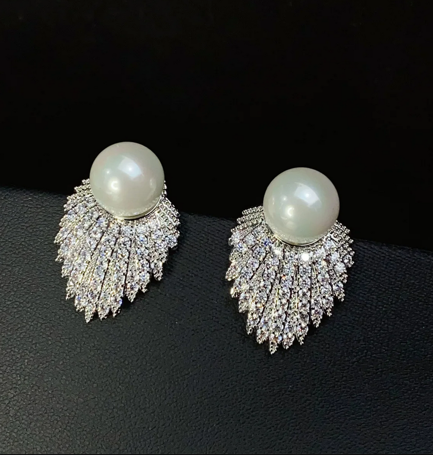 Flora - Exquisite couture pearl drop earrings