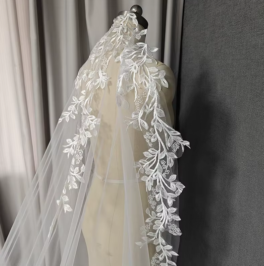 Lexy – Italian Floral lace mantilla cathedral wedding veil