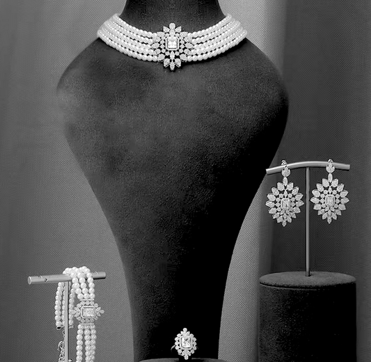 Aphelia - Royal Crystal and pearl bridal necklace set