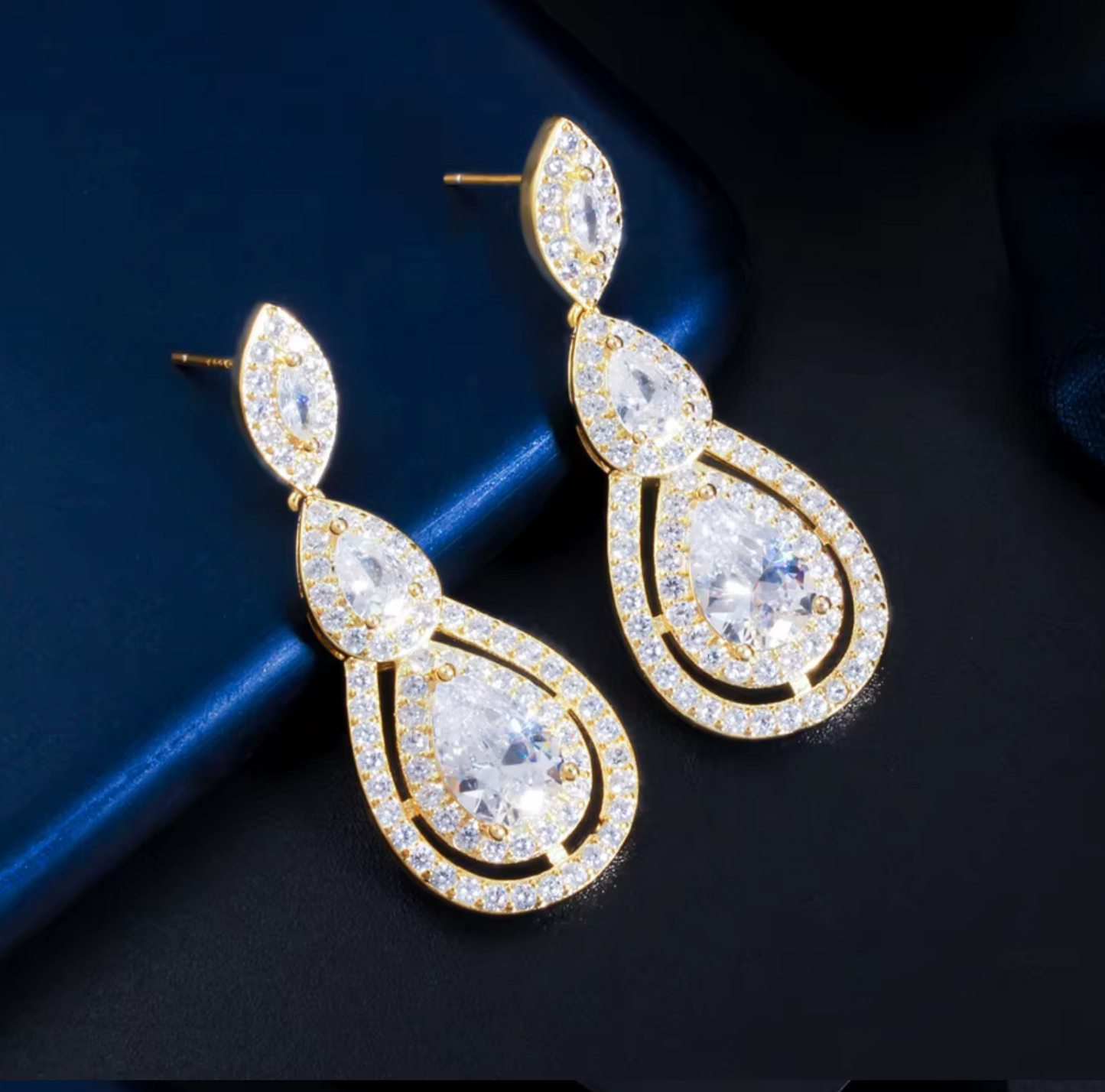 Donnagold - Swarovski crystal gold drop earrings