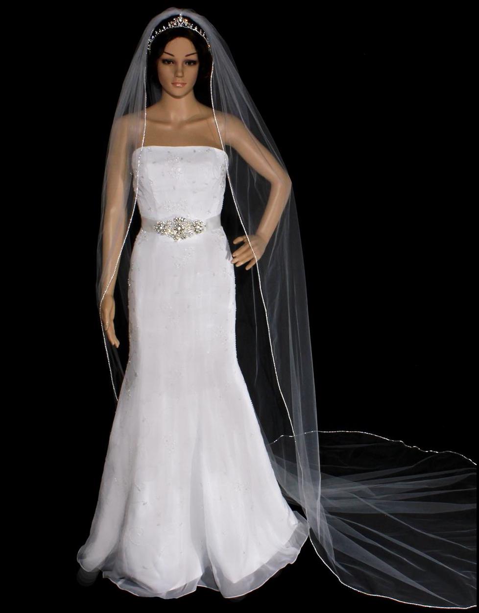 Alea - Timeless elegance Rhinestone edge crystal cathedral veil