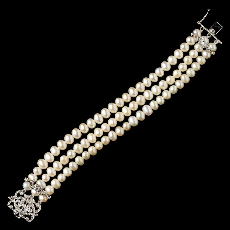 Luxor - Exquisite vintage inspired Wedding pearl bracelet