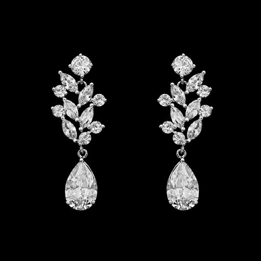 Courtney - Swarovski drop bridal earrings and bracelet set