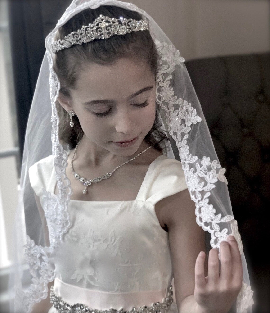 Valentina Beaded floral lace communion veil