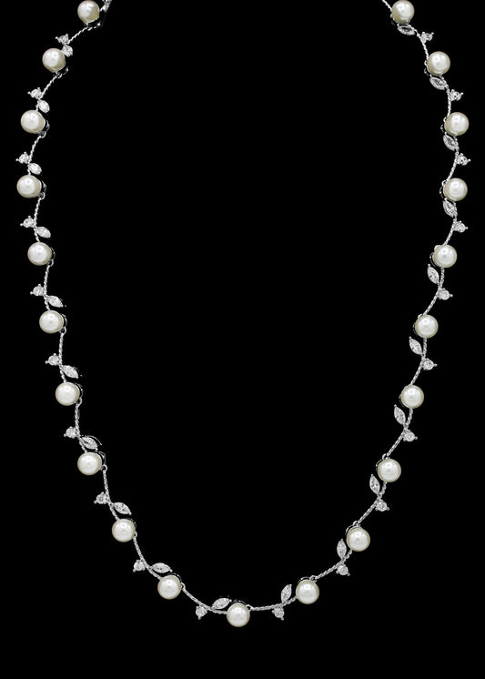 Sarena- Timeless elegance freshwater pearl bridal necklace