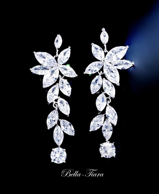 Nicolette -  crystal drop earrings