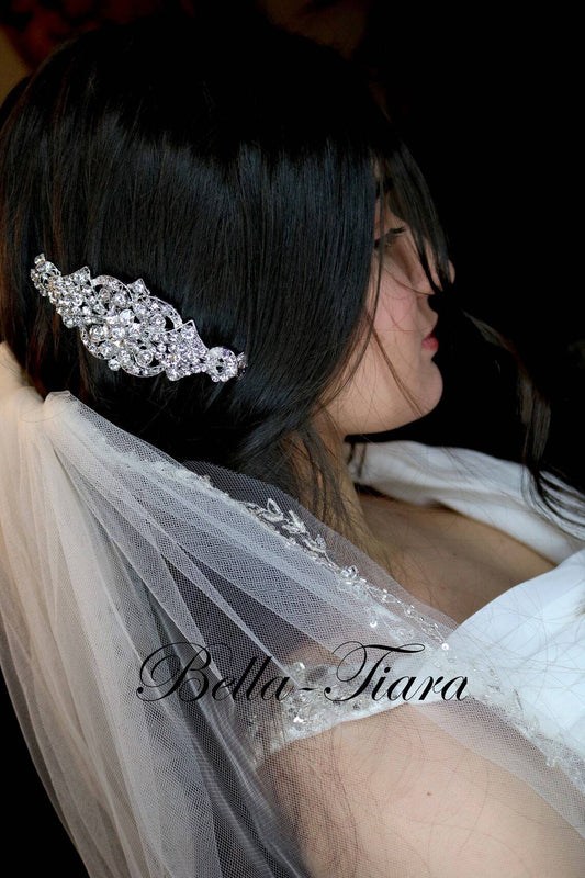 Heidi - Vintage inspired romantic Crystal wedding comb