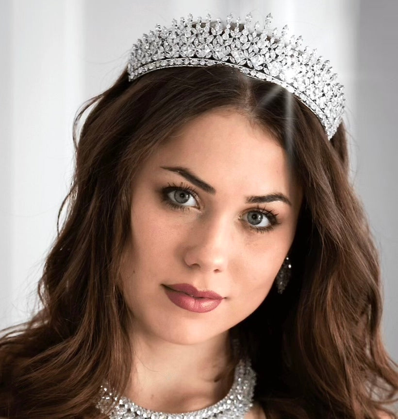 Salina, Exquisite Crystal wedding Tiara