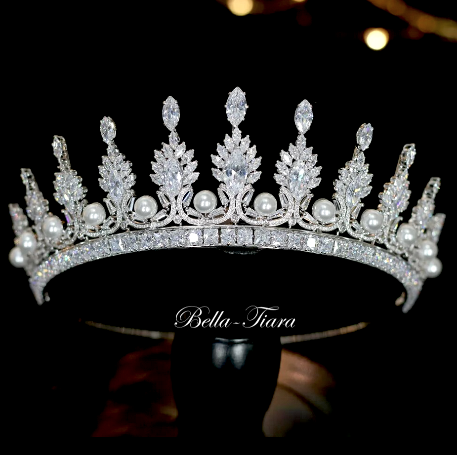 Patrizia - Enchanting Crystal Pearl wedding Tiara crown